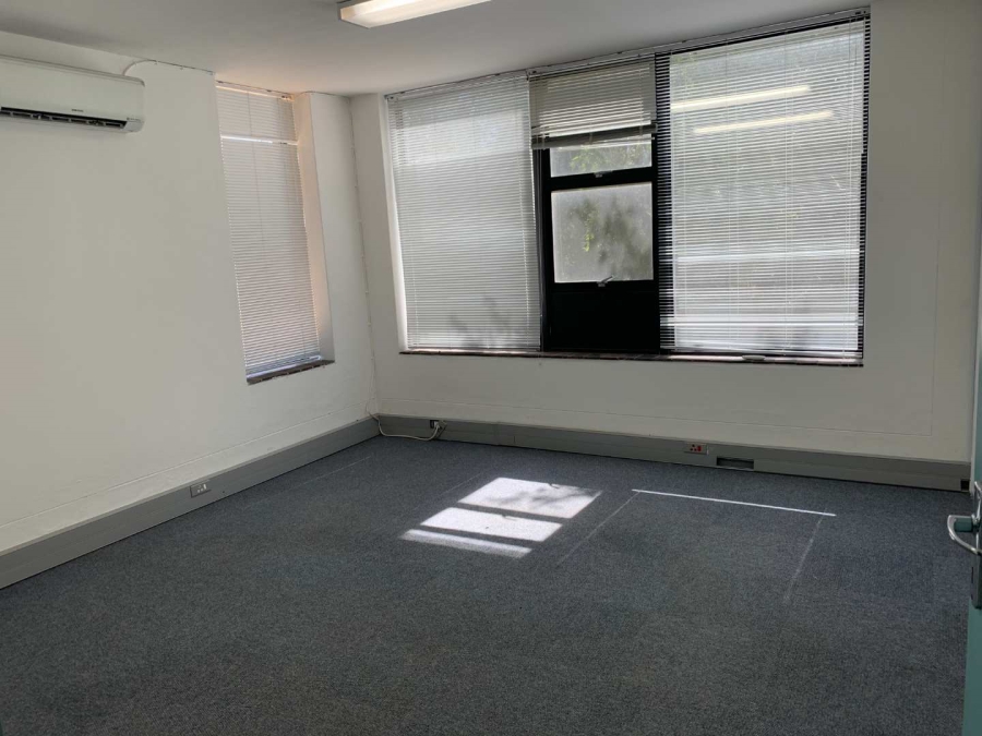 To Let commercial Property for Rent in Loevenstein Western Cape